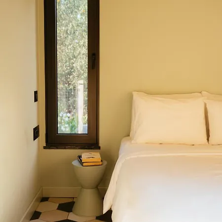 Via Lassi Kefalonia アルゴストリオン