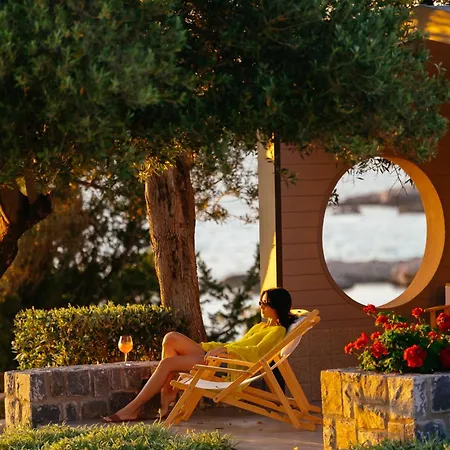 Via Lassi Kefalonia * 아르고스톨리온